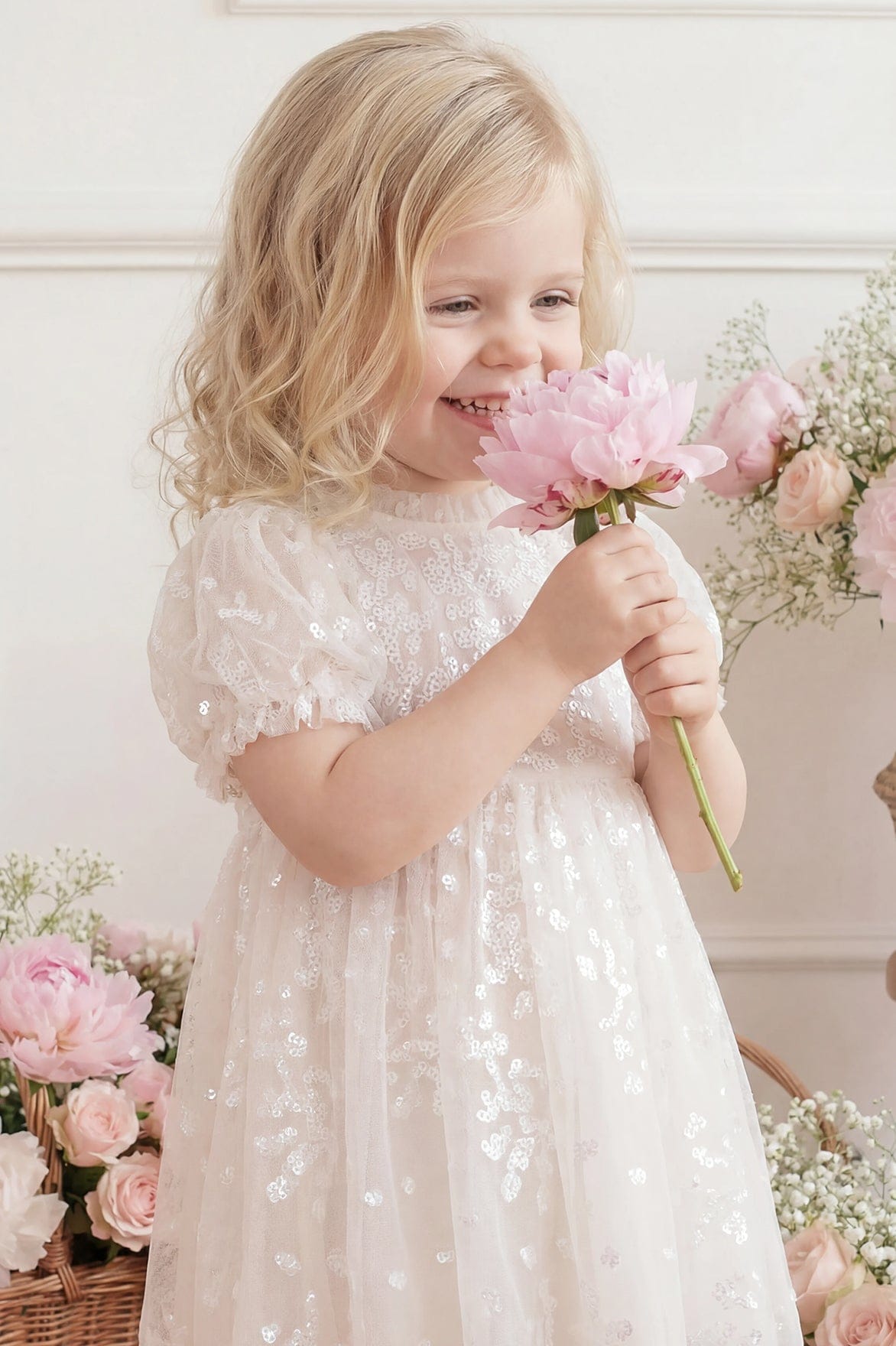 white lace baby dress New Baby Girl Solid Color Flying Sleeve Princess Dress Small Lace Lace Dress