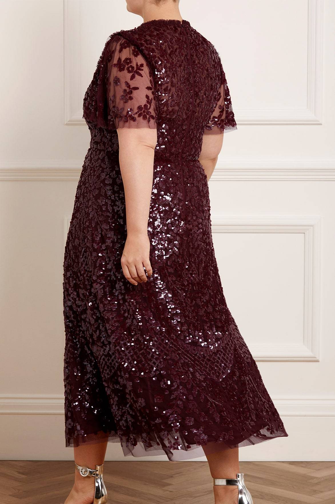 Amalie Sequin V-Neck Ballerina Dress – Burgundy