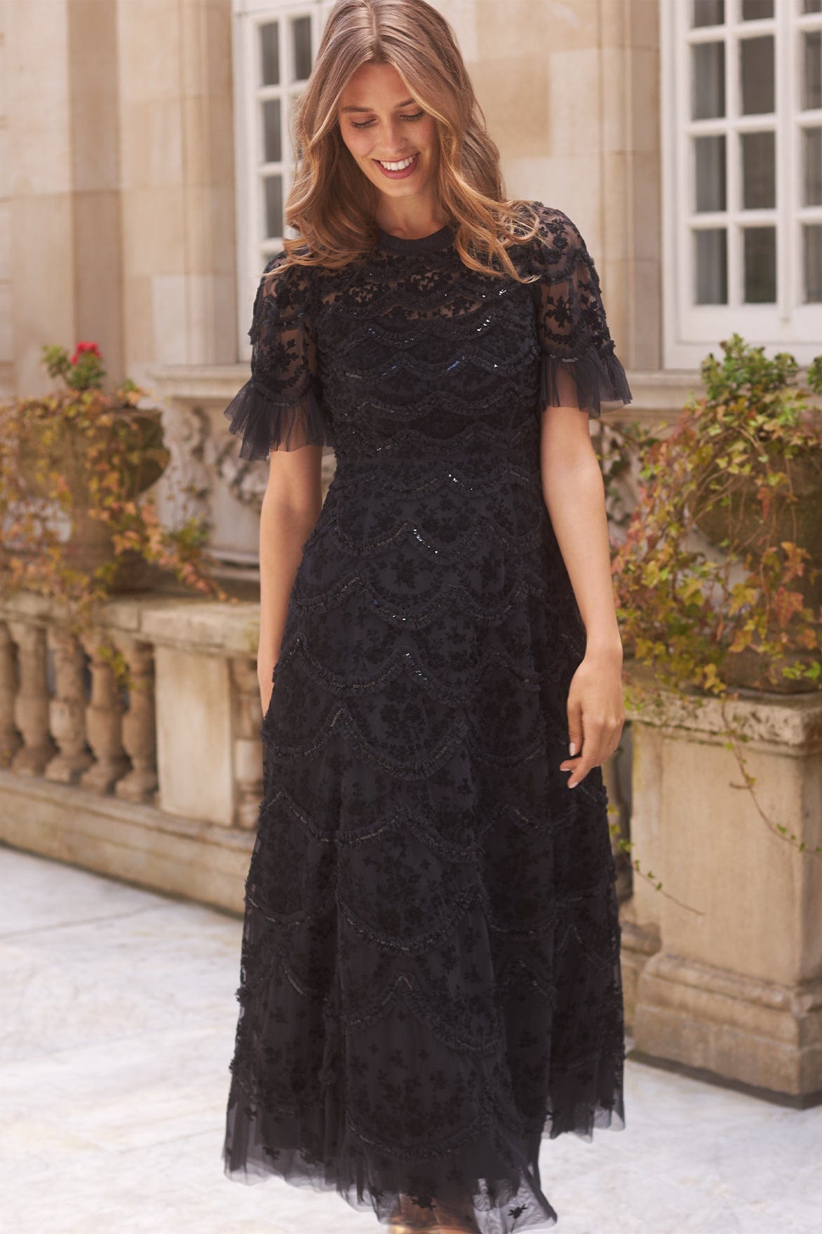 Black lace dress with wide sleeves - Lily Was Here